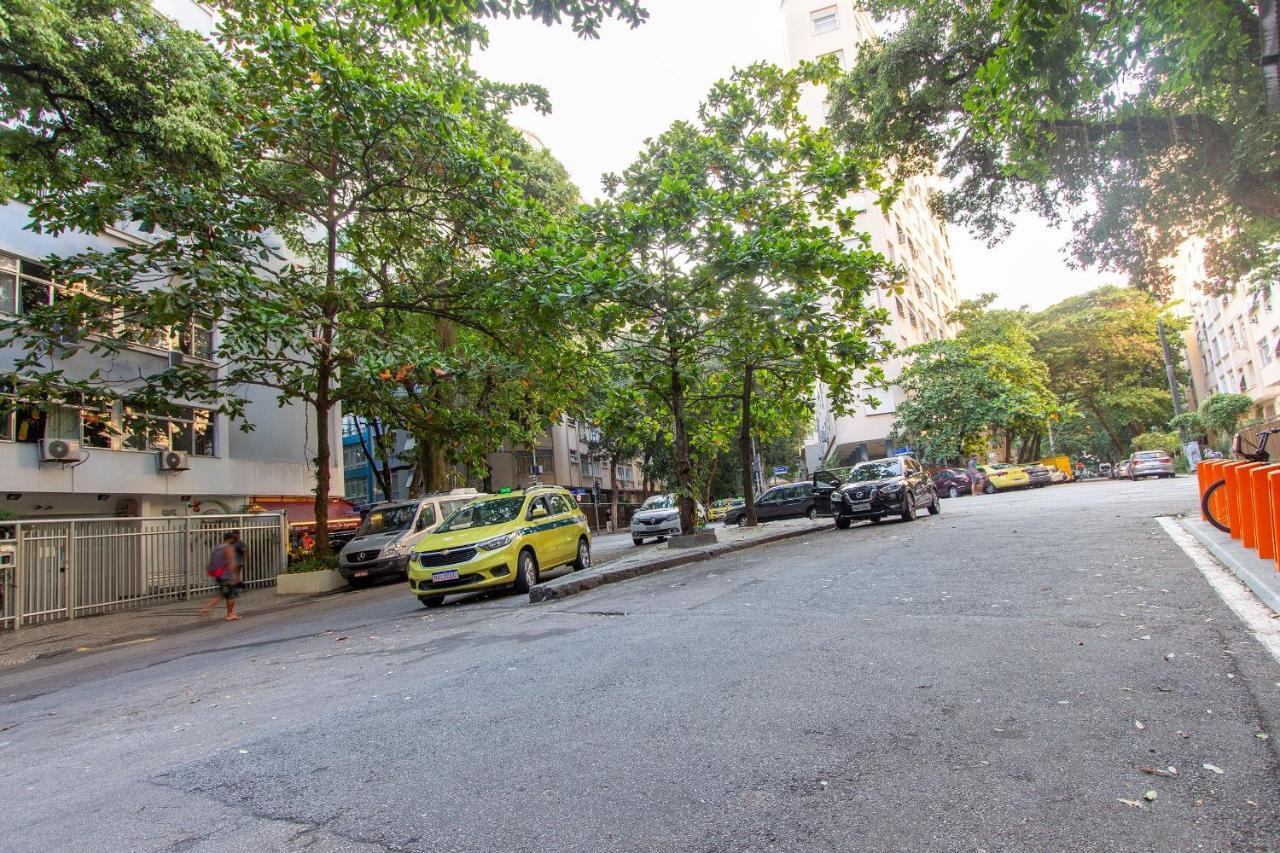 Apartamento Ipanema: 2qtos Confortavel, Ao Lado Da *
